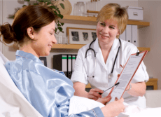 patient consults by doctor